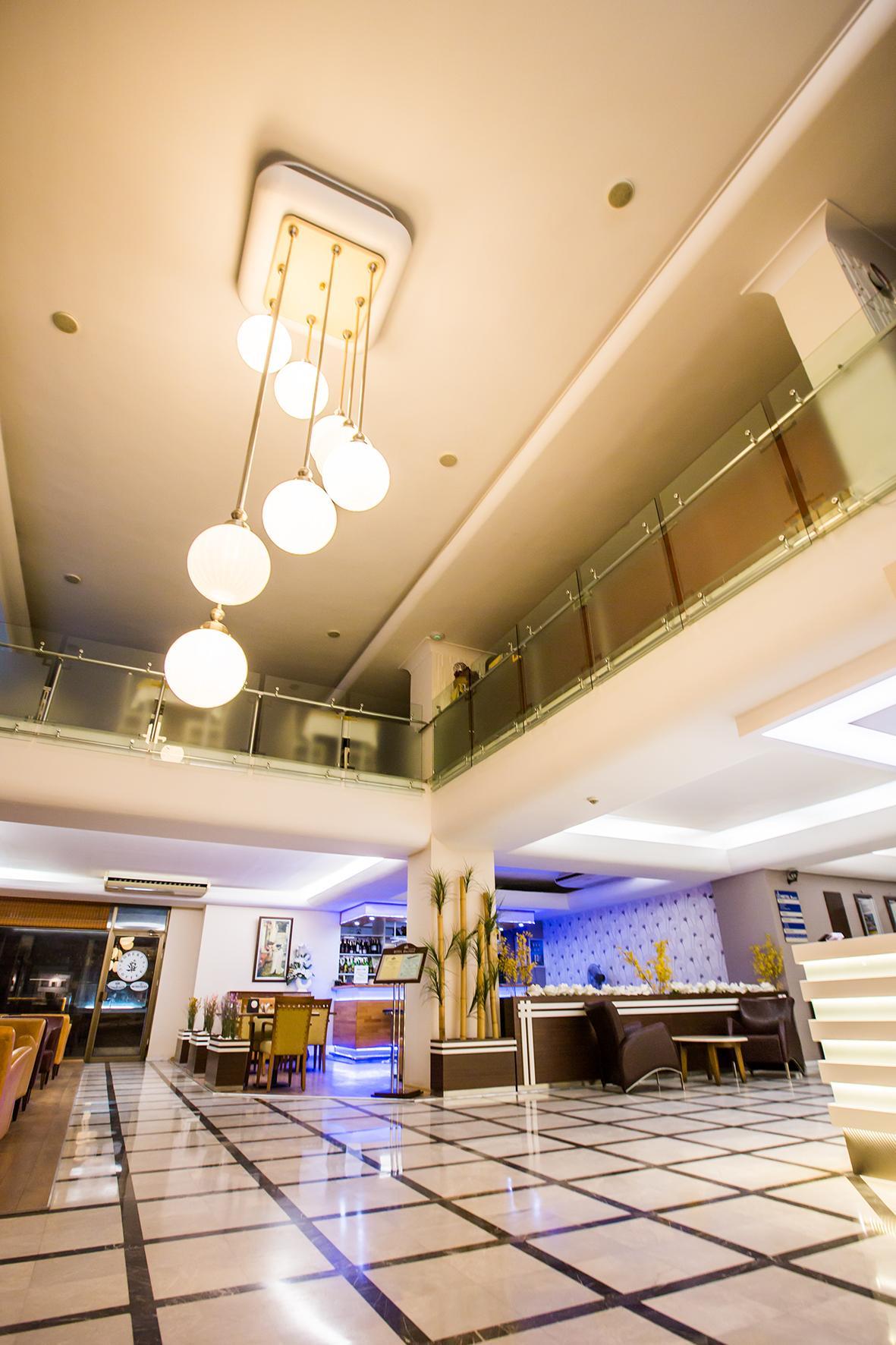 Derici Hotel Кушадасы Экстерьер фото
